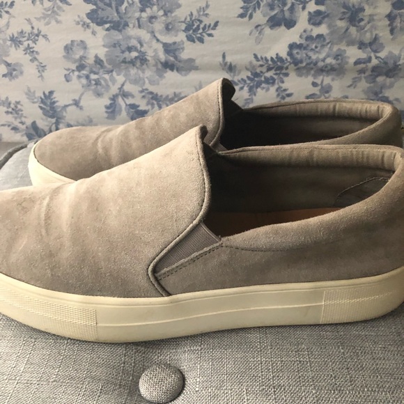 Steve Madden grey suede slip ons size 10 - Picture 4 of 7